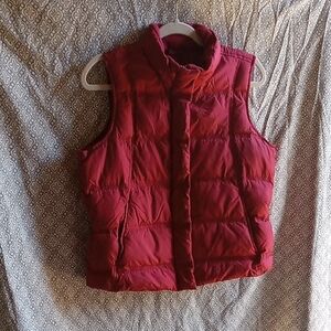 Eddie Bauer Down, womens puffer vest,size petite M, color red maroon,goose down